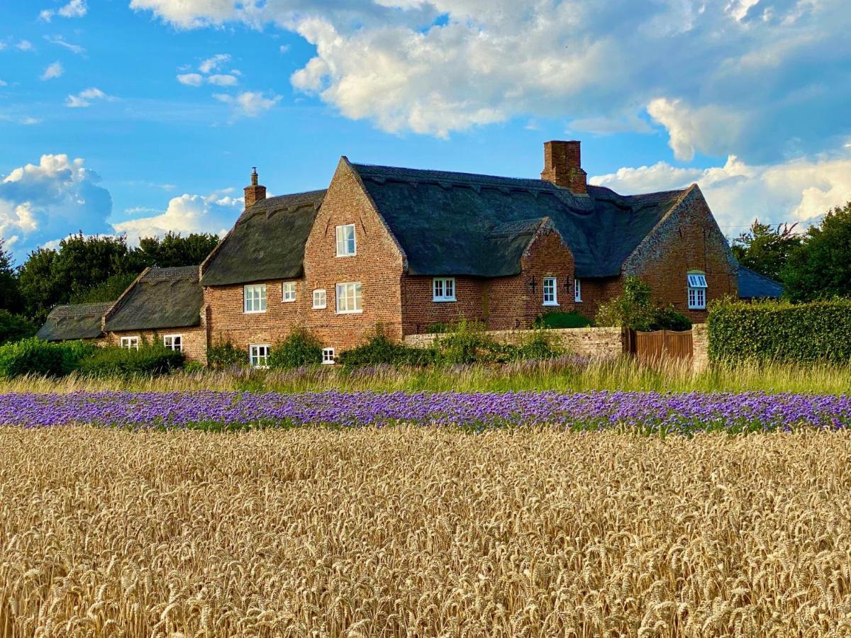 Old Hall Country Breaks Tilney All Saints ภายนอก รูปภาพ